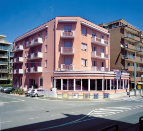  Hotel Corallo  Пьетра Лигуре